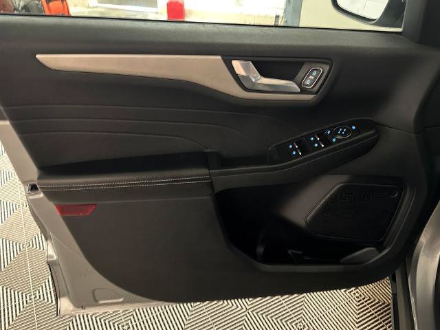 Certified 2022 Ford Escape SEL FWD image 8