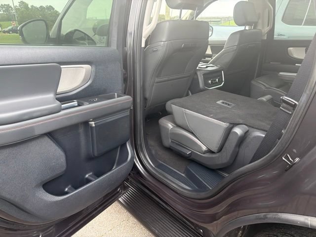 Certified 2025 Ford Expedition Active AWD/4WD image 31