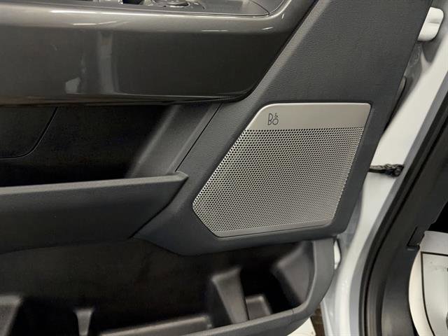 Certified 2022 Ford F150 XLT w/ Equipment Group 302A High image 10