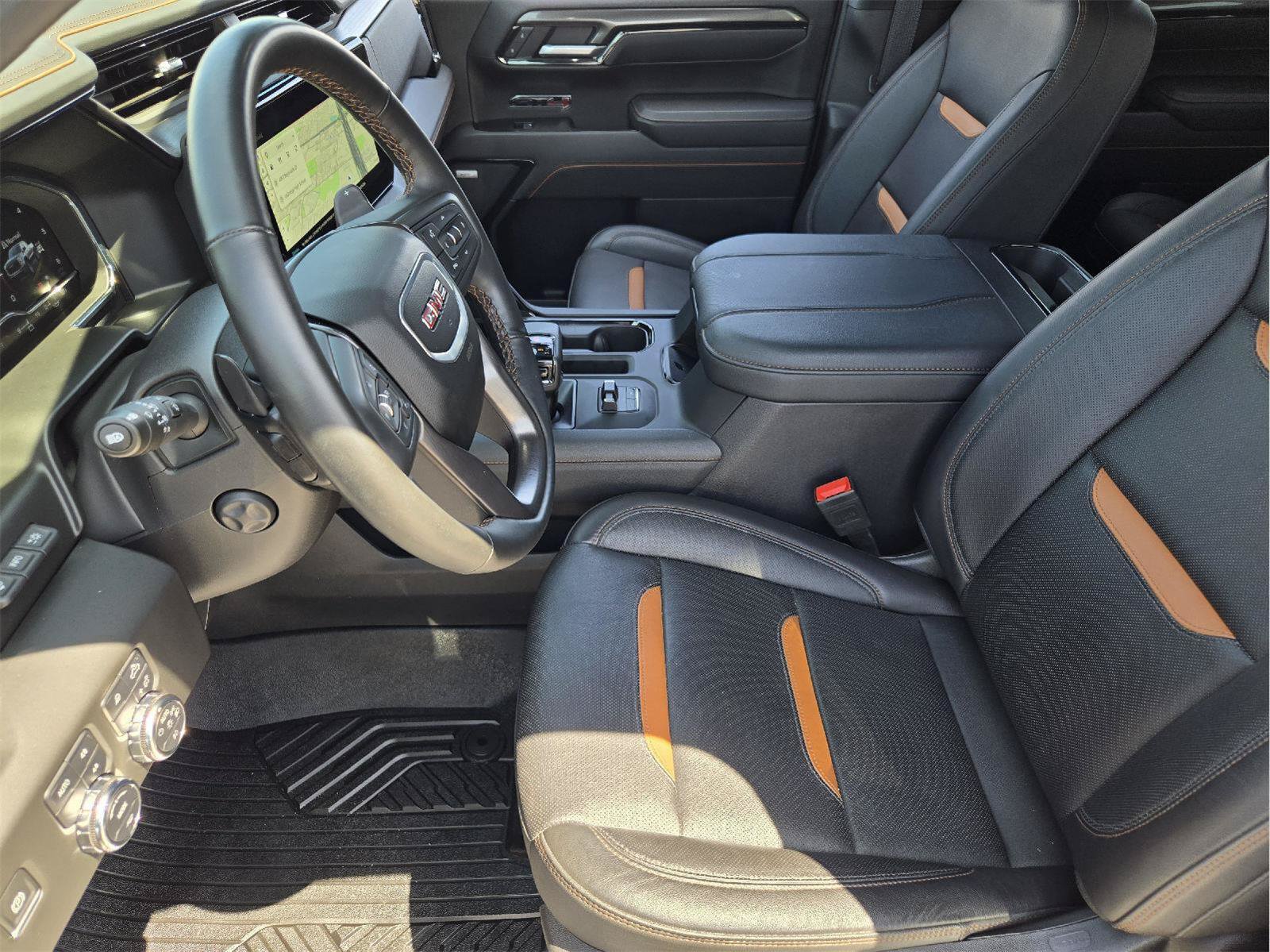 Used 2025 GMC Sierra 1500 AT4 w/ AT4 Premium Package AWD/4WD image 13
