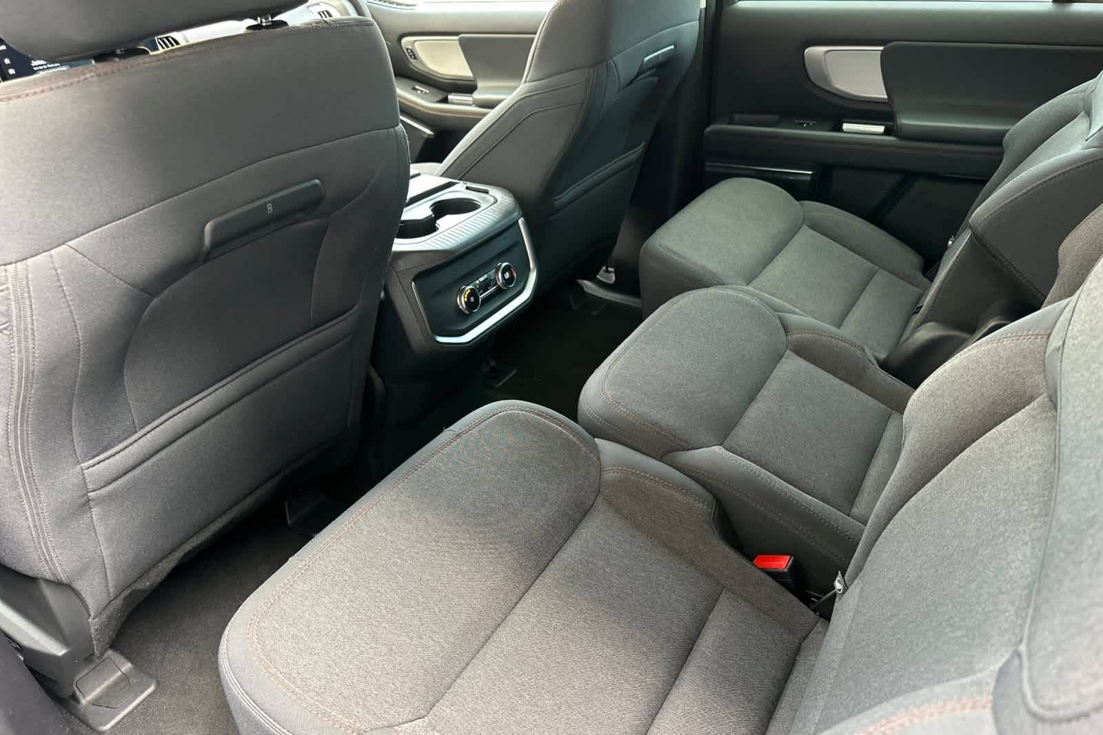 Certified 2025 Ford Expedition Max Active RWD image 4