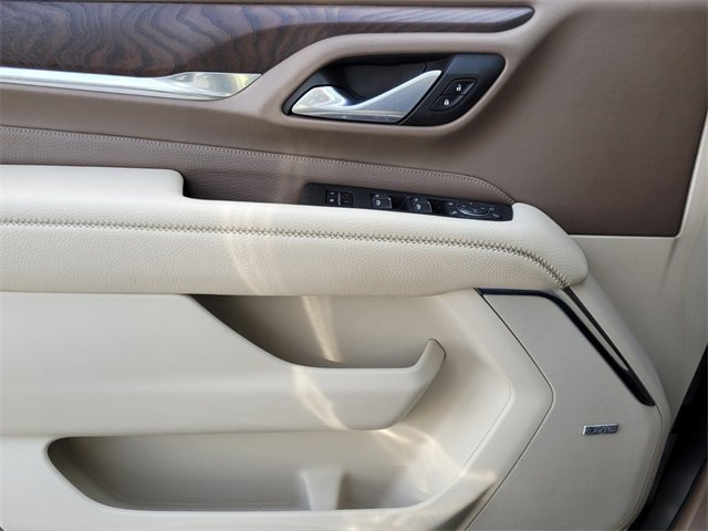 Used 2022 GMC Yukon XL Denali w/ Denali Ultimate Package image 32