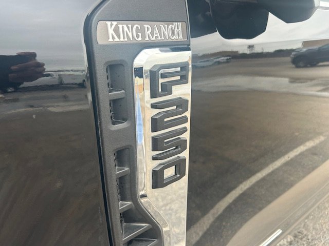 Certified 2023 Ford F250 King Ranch AWD/4WD image 3
