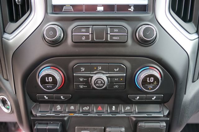 Used 2020 Chevrolet Silverado 1500 LT w/ All-Star Edition AWD/4WD image 14