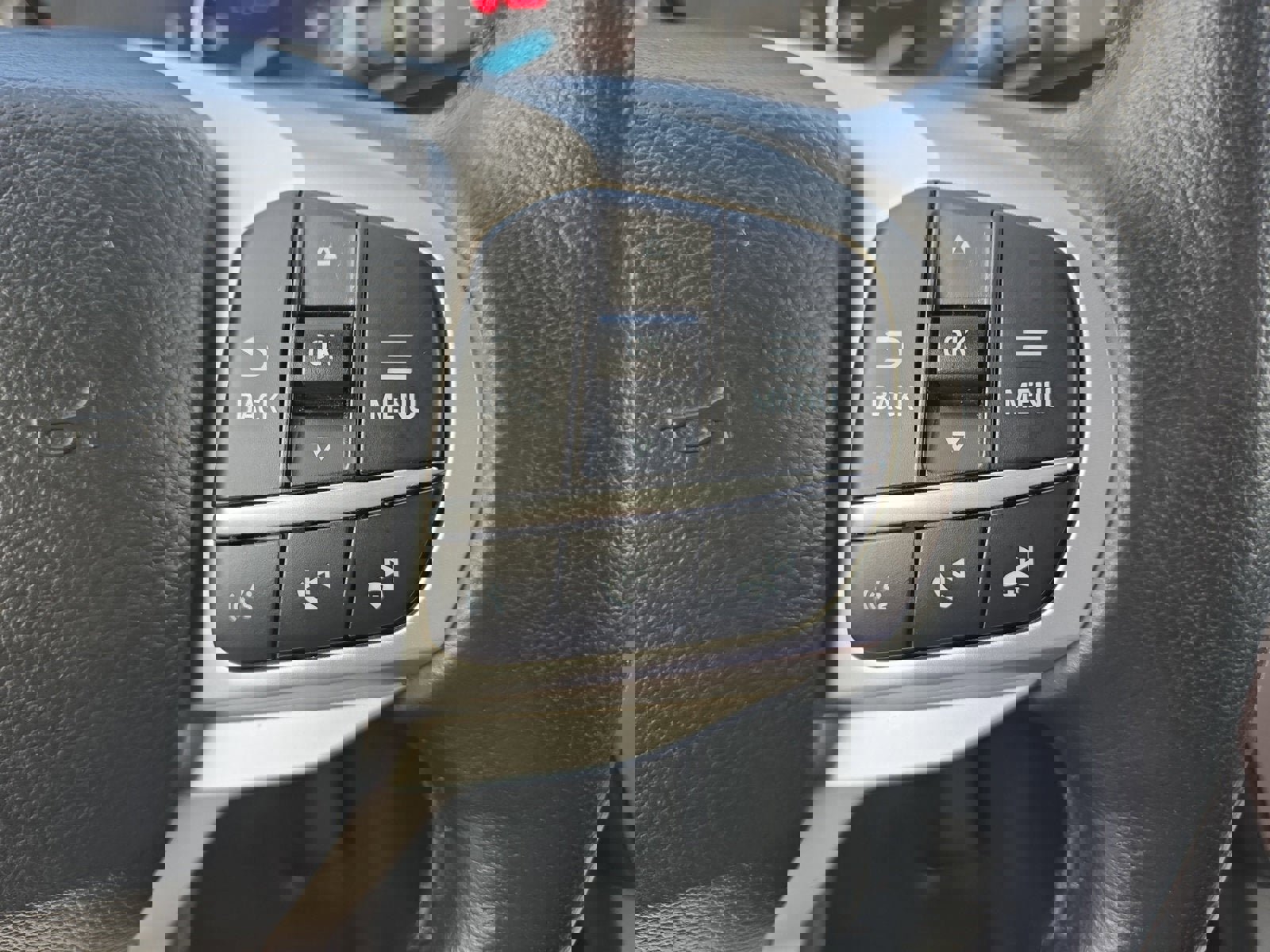 Certified 2022 Ford Explorer XLT image 15