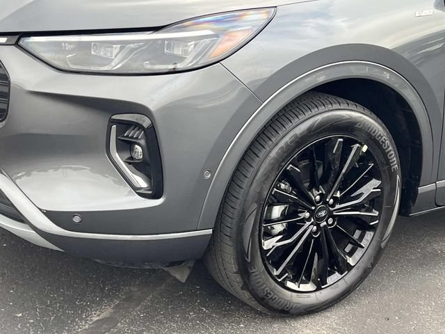 Certified 2023 Ford Escape ST-Line Elite w/ Premium Technology Package AWD/4WD image 8