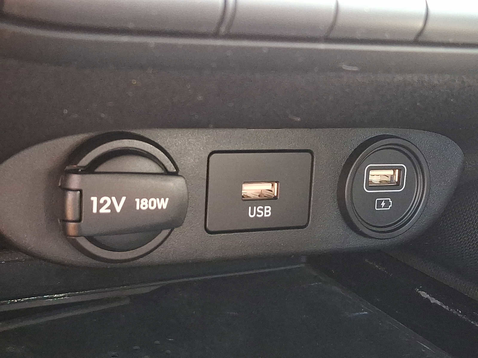 Used 2023 Hyundai Elantra SEL w/ Convenience Package FWD image 25