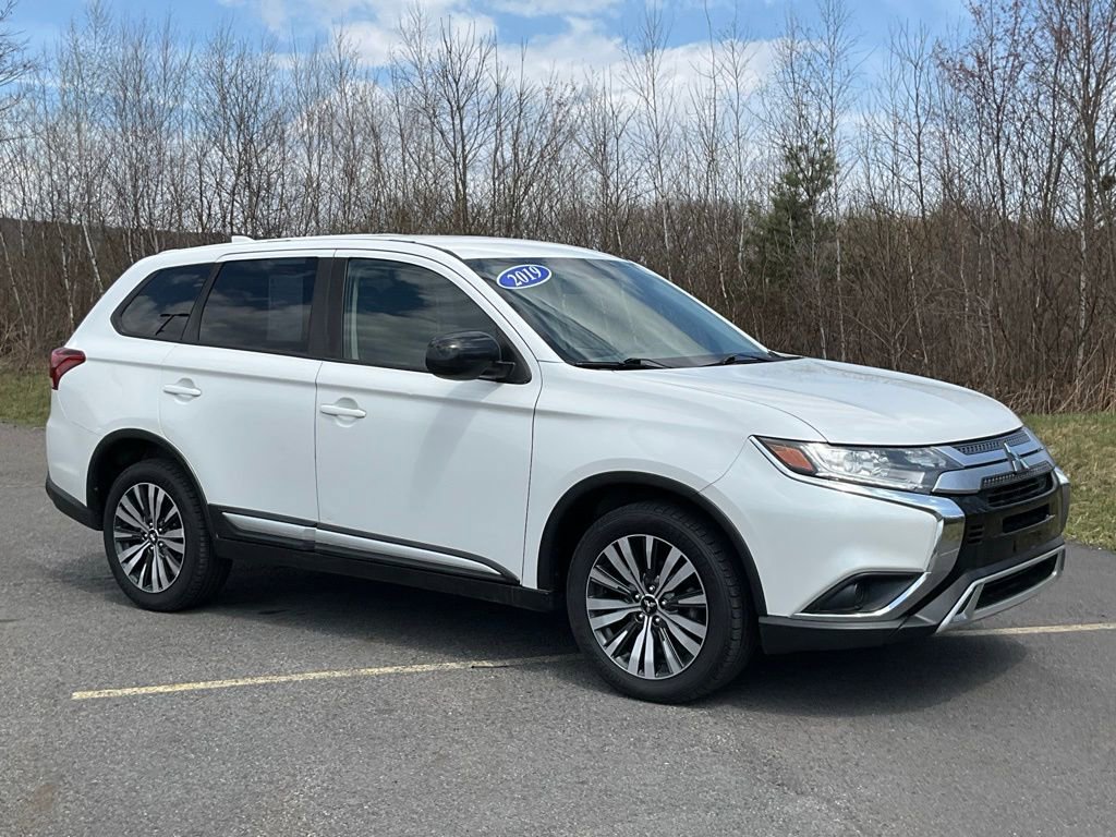 Used 2019 Mitsubishi Outlander ES