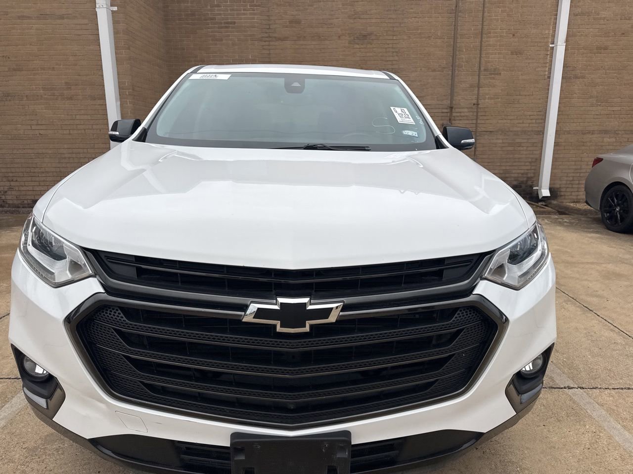 Used 2019 Chevrolet Traverse Premier w/ Redline Edition FWD image 2