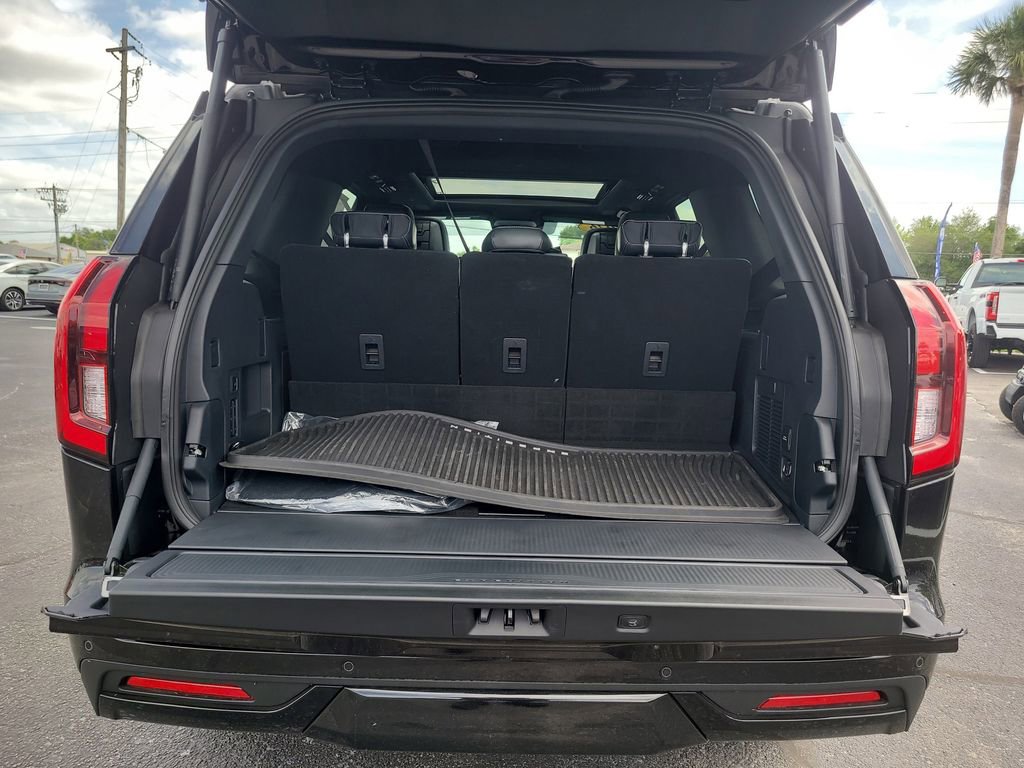 Certified 2026 Ford Expedition Platinum w/ Stealth Performance Package image 7