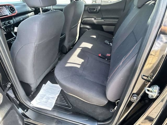 Used 2020 Toyota Tacoma TRD Off-Road AWD/4WD image 13