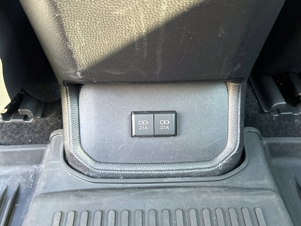 Used 2021 Toyota Highlander XSE AWD/4WD image 34