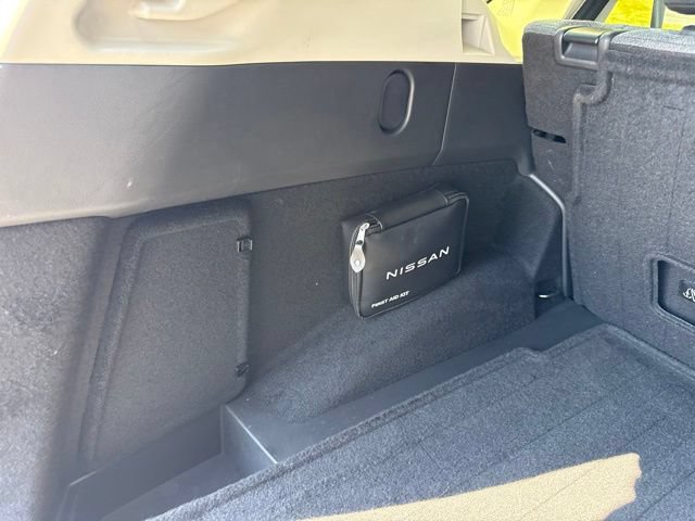 Used 2023 Nissan Rogue SV AWD/4WD image 41