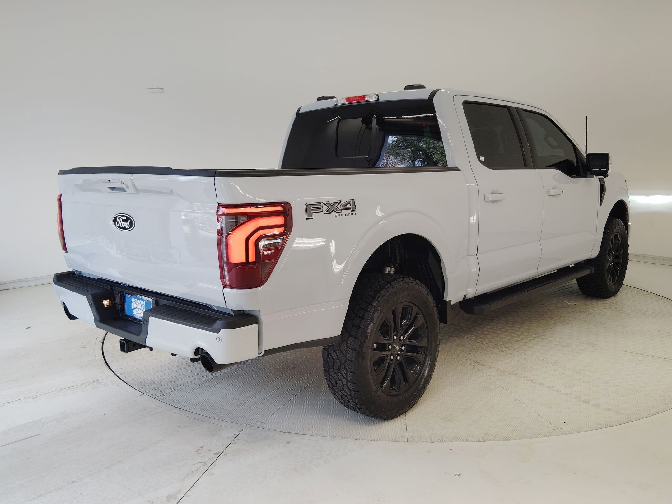 Certified 2025 Ford F150 Lariat w/ Equipment Group 501A Mid image 7