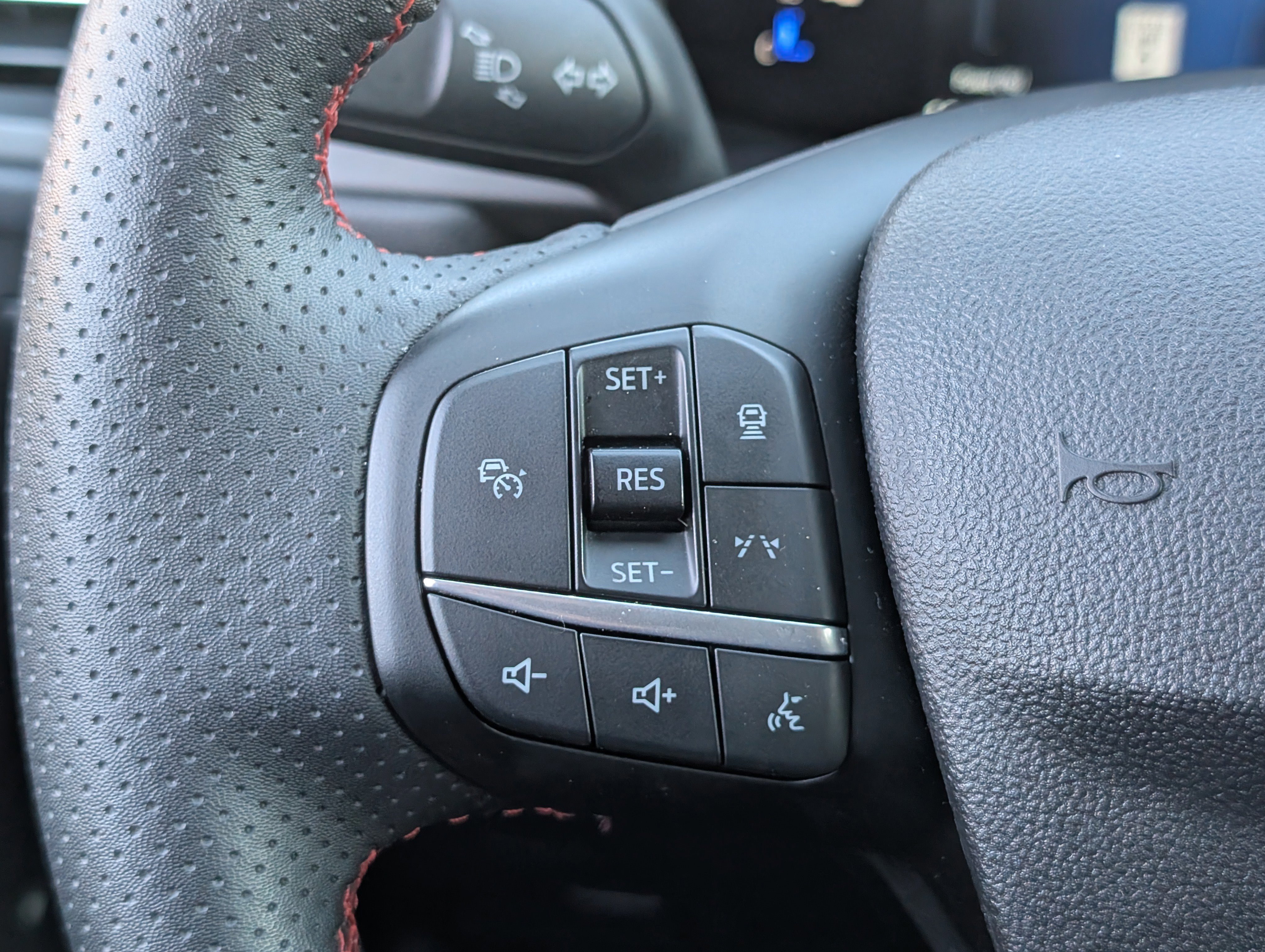 Certified 2025 Ford Escape ST-Line Elite w/ Tech Pack #1 image 23