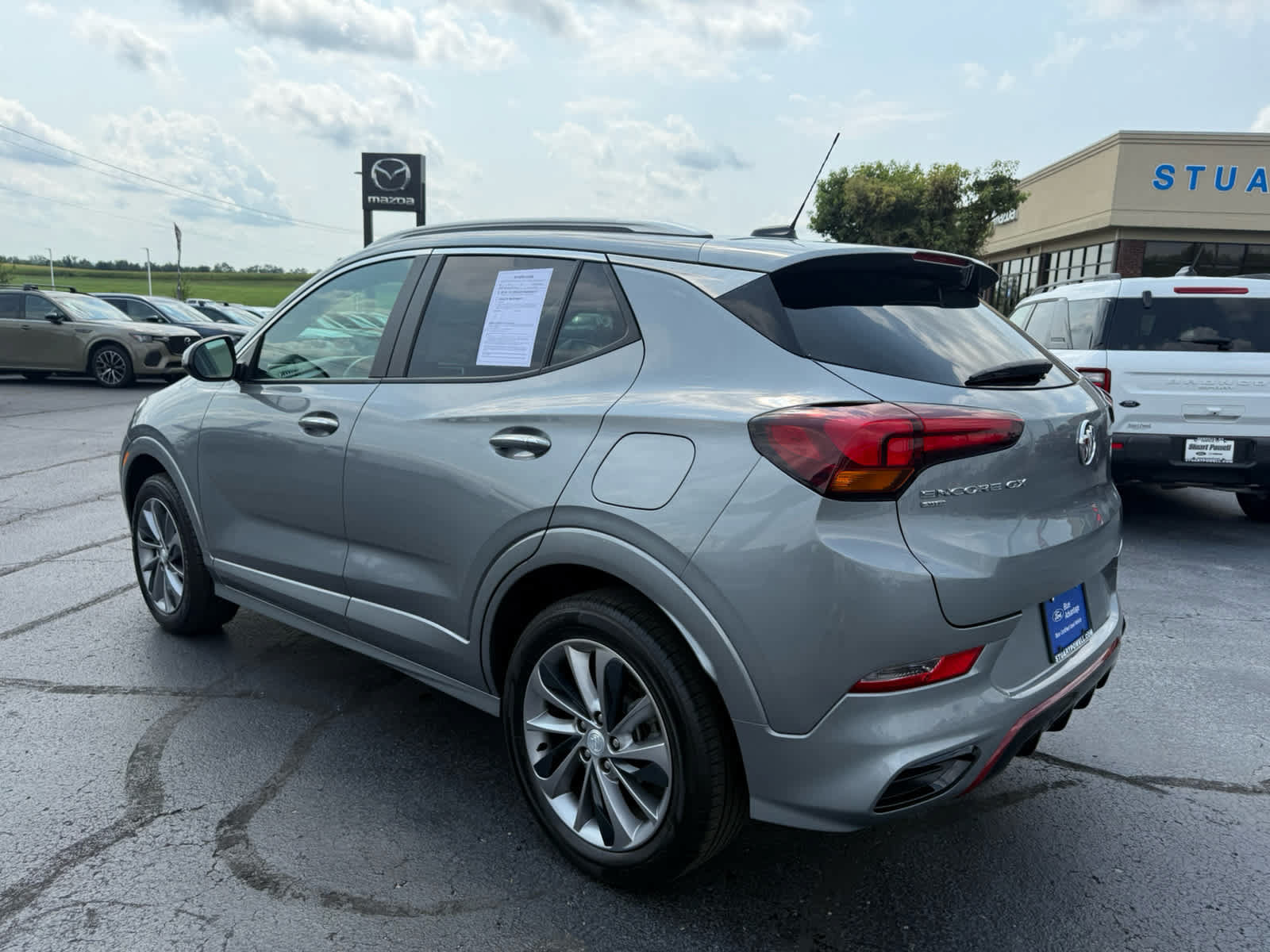 Used 2023 Buick Encore GX Select w/ Sport Touring Package AWD/4WD image 26