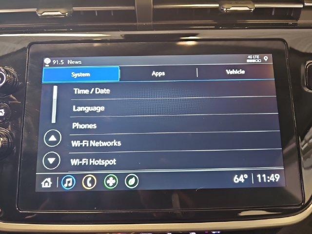 Used 2023 Chevrolet Bolt EUV LT w/ Convenience Package FWD image 21