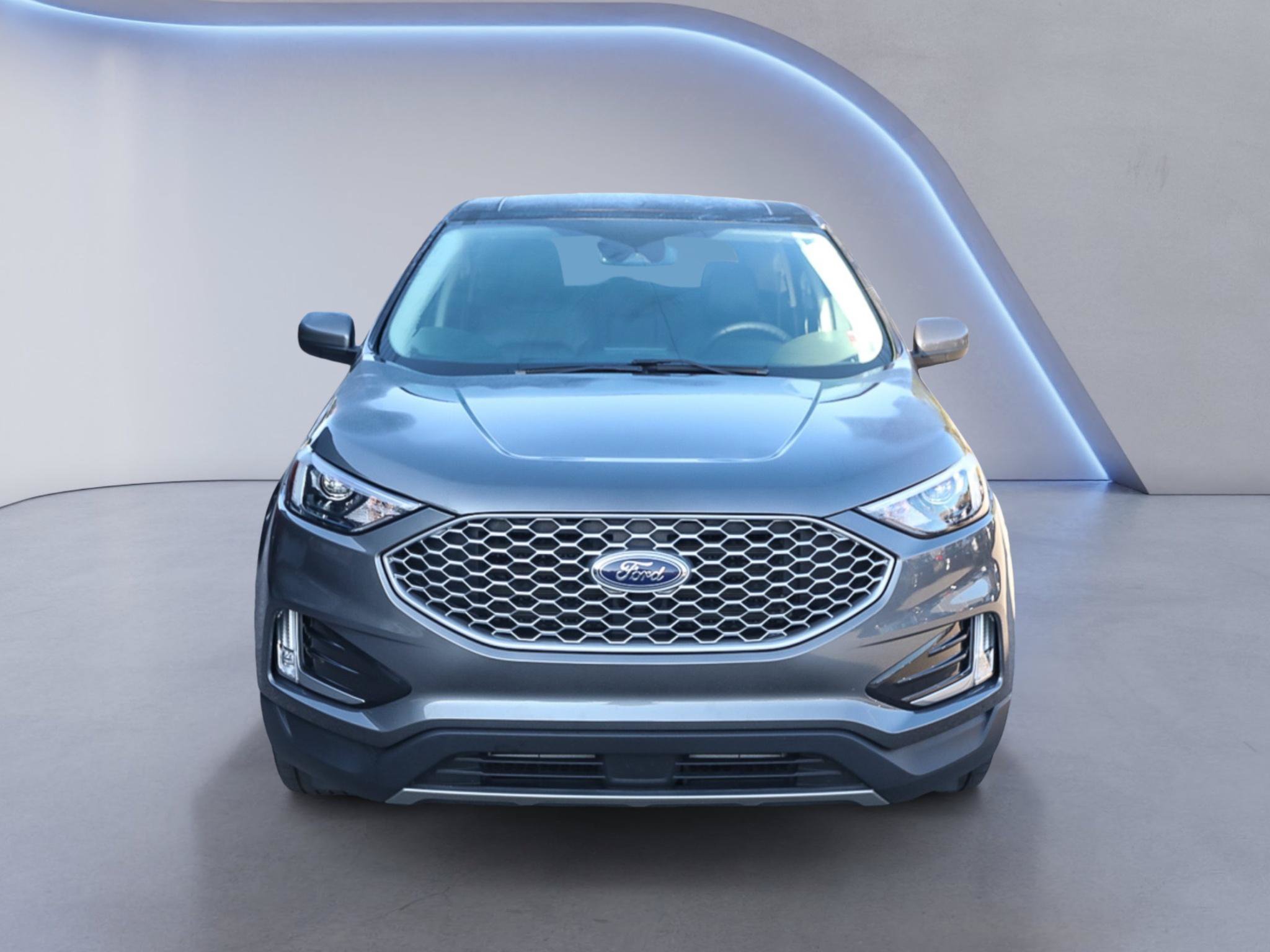 Certified 2024 Ford Edge SEL w/ Convenience Package AWD/4WD image 10