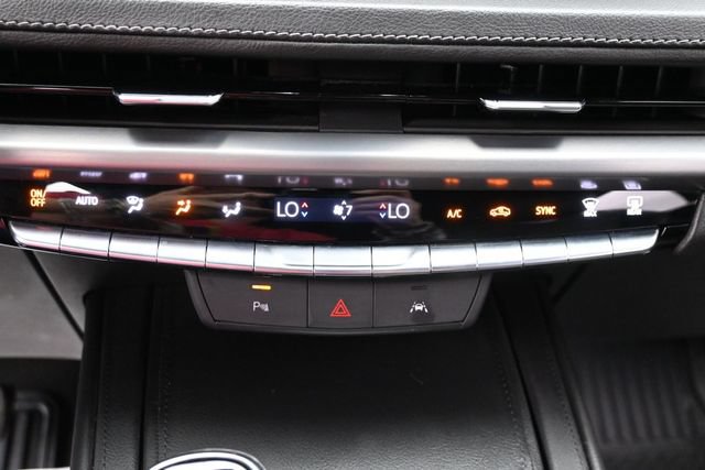 Used 2024 Cadillac XT4 Premium Luxury FWD image 22