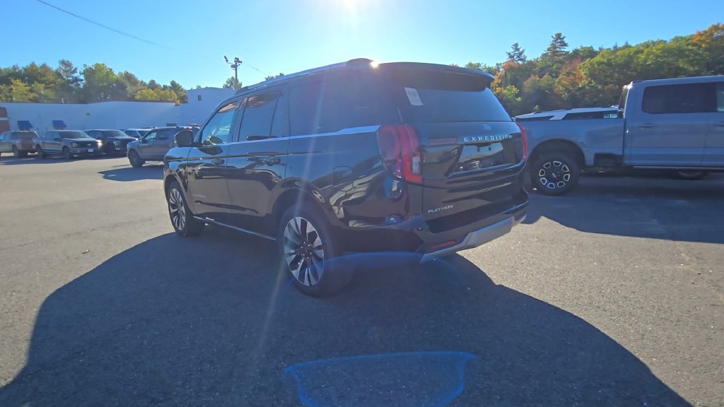 Certified 2026 Ford Expedition Platinum w/ Driver's Package AWD/4WD image 18