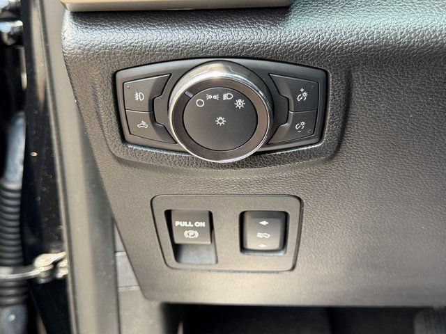 Certified 2018 Ford F150 Lariat w/ Equipment Group 502A Luxury AWD/4WD image 26