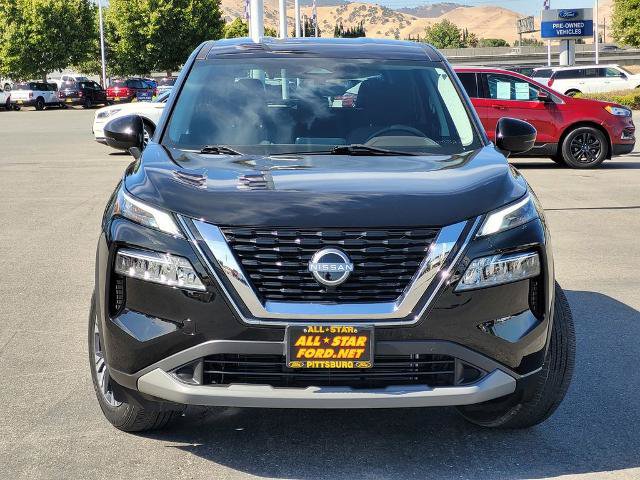 Used 2022 Nissan Rogue SV FWD image 2