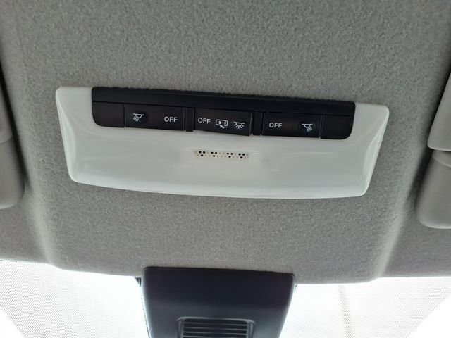 Used 2023 Nissan Kicks SV FWD image 29