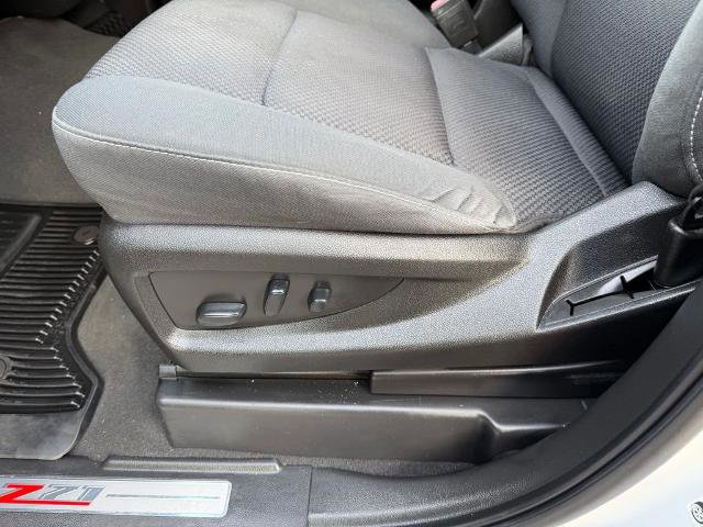 Used 2018 Chevrolet Silverado 1500 LT w/ Texas Edition image 12