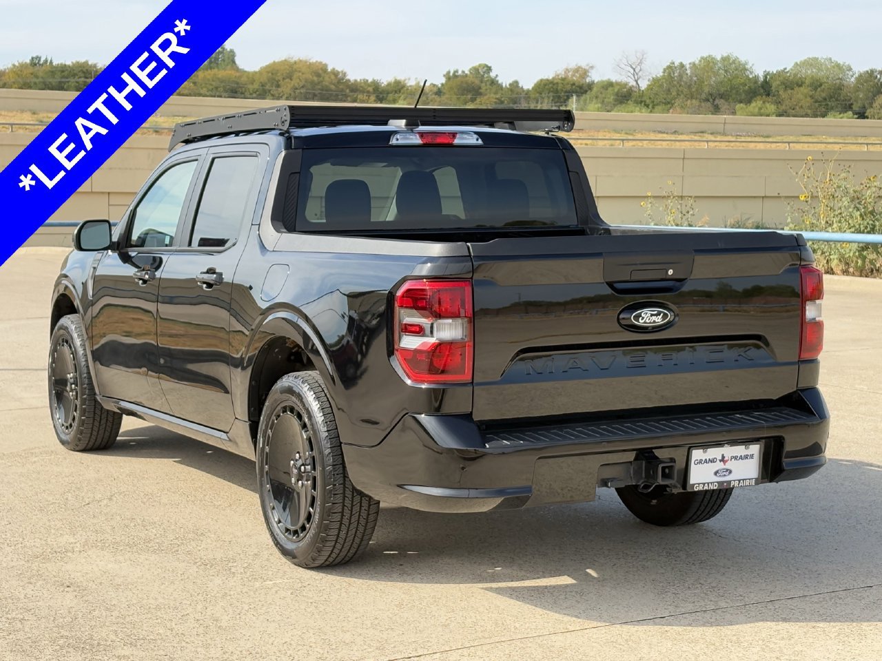Certified 2025 Ford Maverick Lobo AWD/4WD image 6