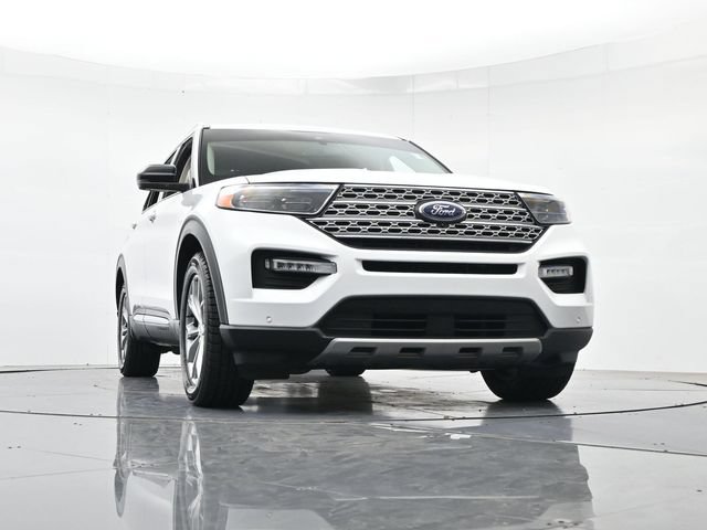 Certified 2022 Ford Explorer Limited w/ Equipment Group 301A RWD image 38