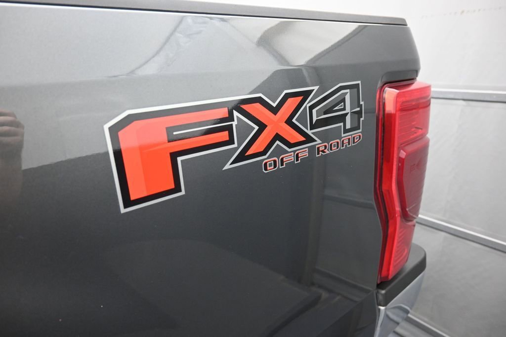 Certified 2020 Ford F250 Lariat w/ Lariat Value Package AWD/4WD image 25