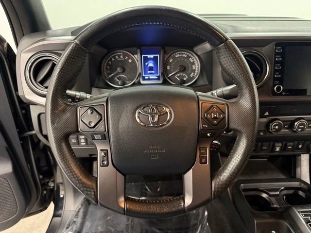 Used 2020 Toyota Tacoma TRD Sport w/ Technology Package AWD/4WD image 23