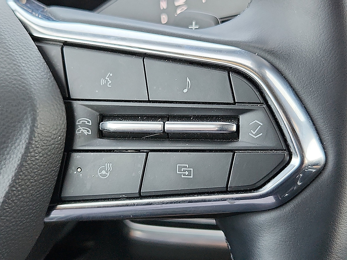 Used 2026 Chevrolet Equinox LT AWD/4WD image 20