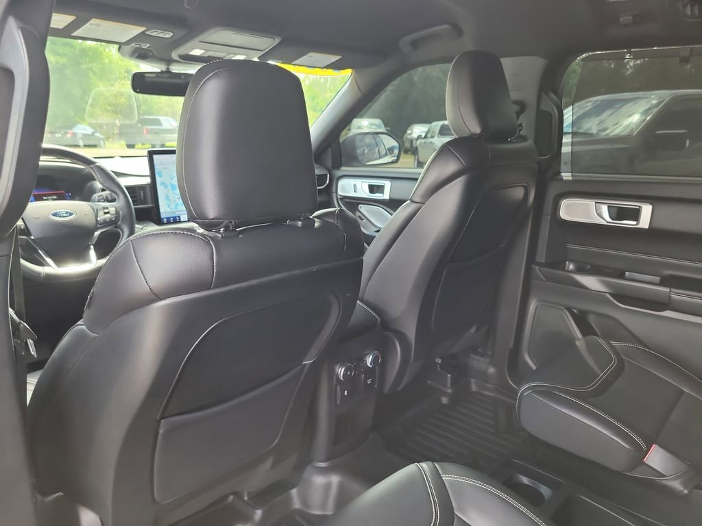 Certified 2020 Ford Explorer ST w/ Premium Technology Package image 10