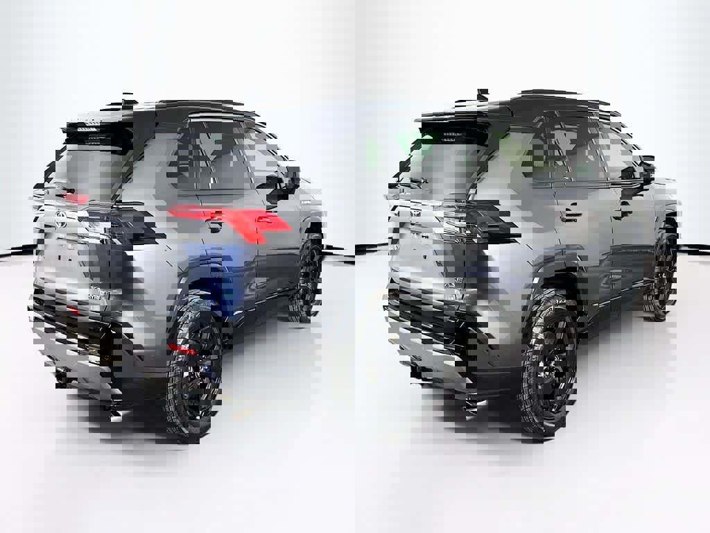 Used 2020 Toyota RAV4 XSE image 5