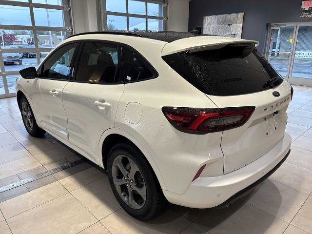 Certified 2024 Ford Escape ST-Line w/ Tech Pack #1 AWD/4WD image 5