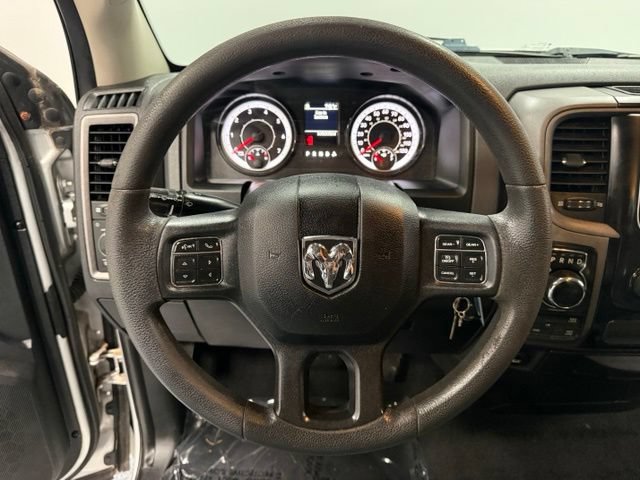 Used 2018 RAM 1500 Express AWD/4WD image 21