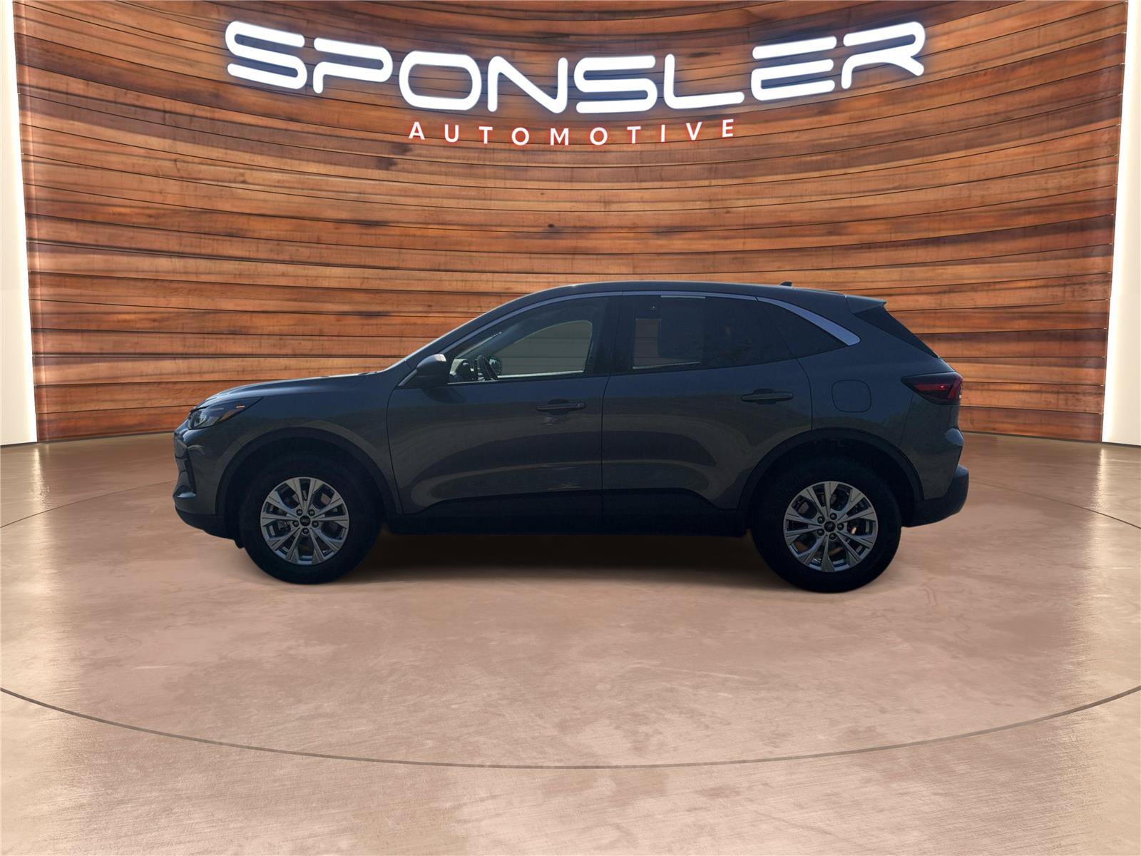 Certified 2024 Ford Escape Active w/ Tech Pack #1 AWD/4WD image 3