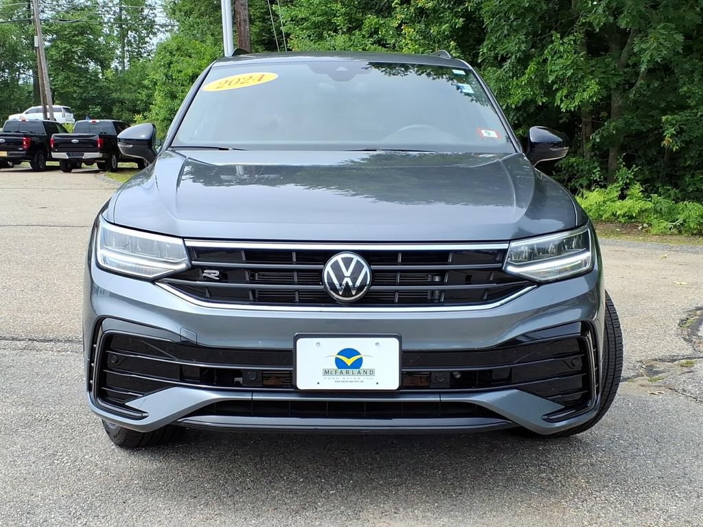 Used 2024 Volkswagen Tiguan SE R-Line AWD/4WD image 8
