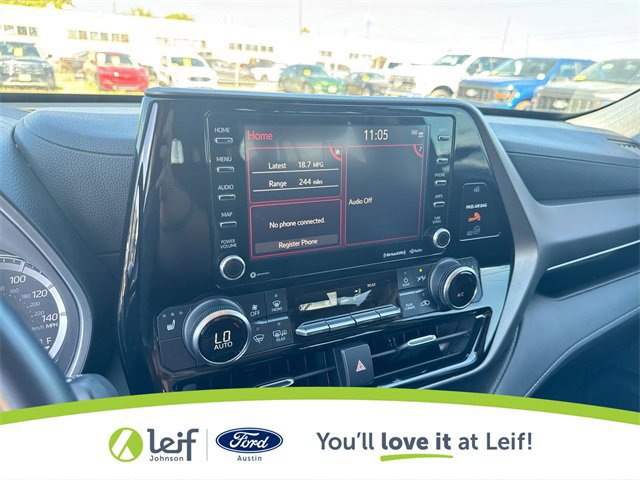 Used 2022 Toyota Highlander XLE image 17