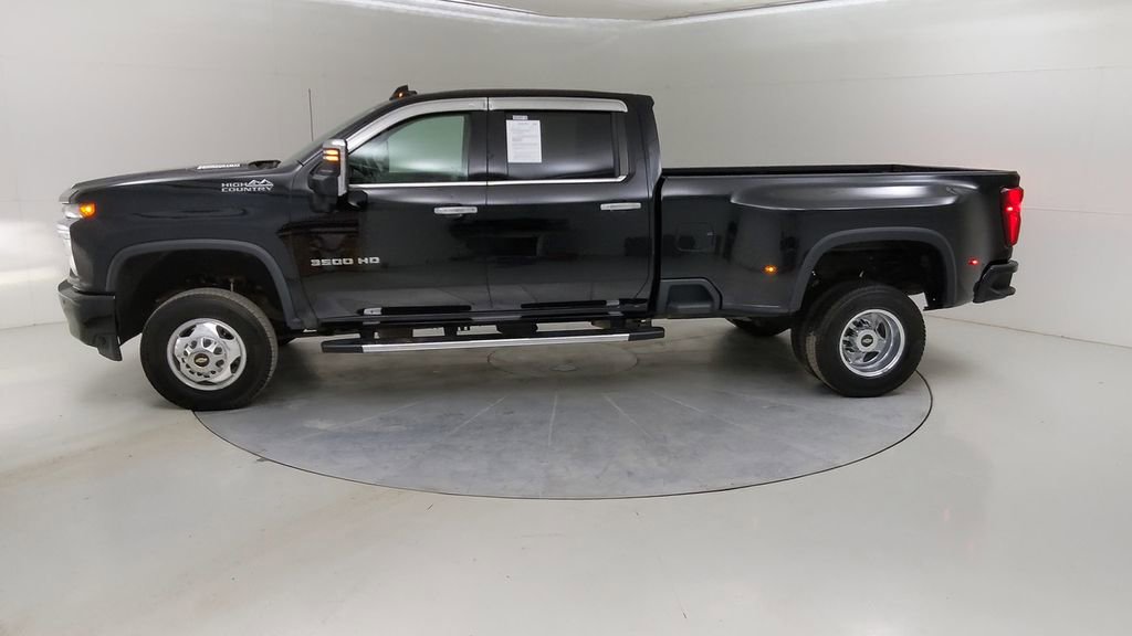 Used 2022 Chevrolet Silverado 3500 High Country image 20