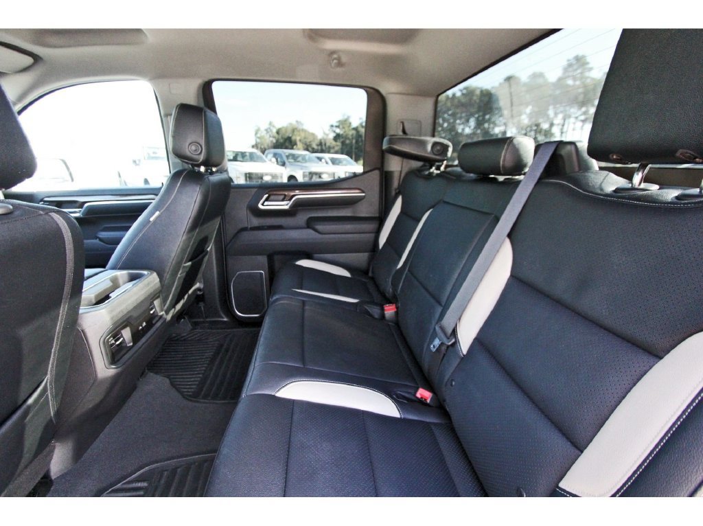 Used 2023 Chevrolet Silverado 1500 LT Trail Boss w/ Protection Package AWD/4WD image 14