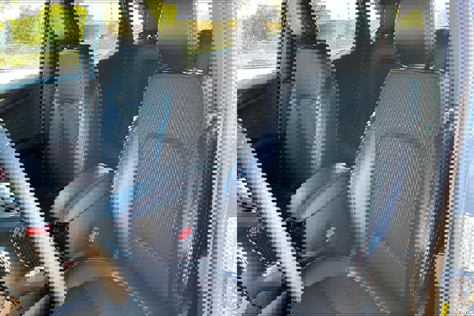 Certified 2025 Ford Escape ST-Line Elite w/ Tech Pack #1 image 10