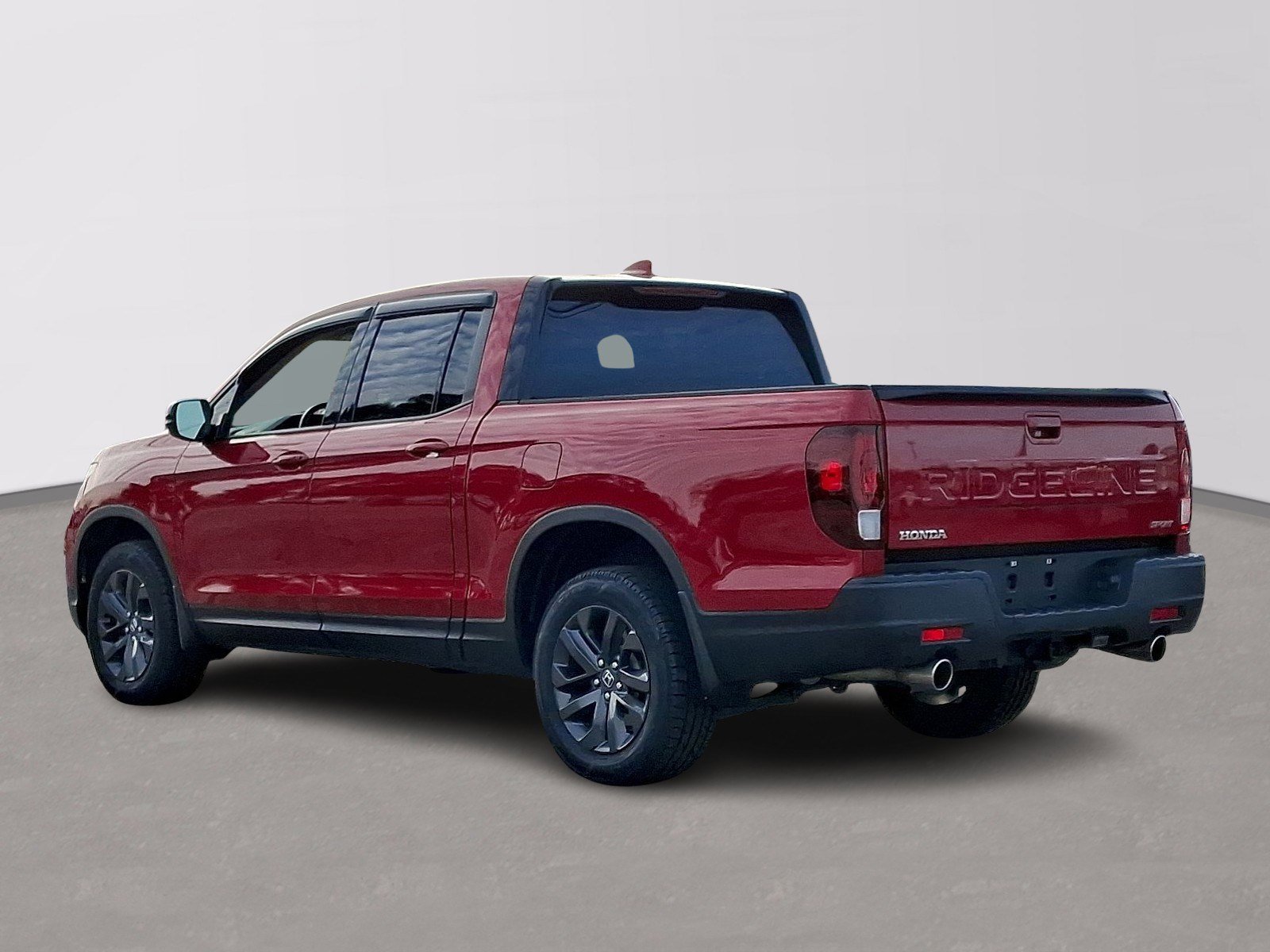 Used 2024 Honda Ridgeline Sport image 4