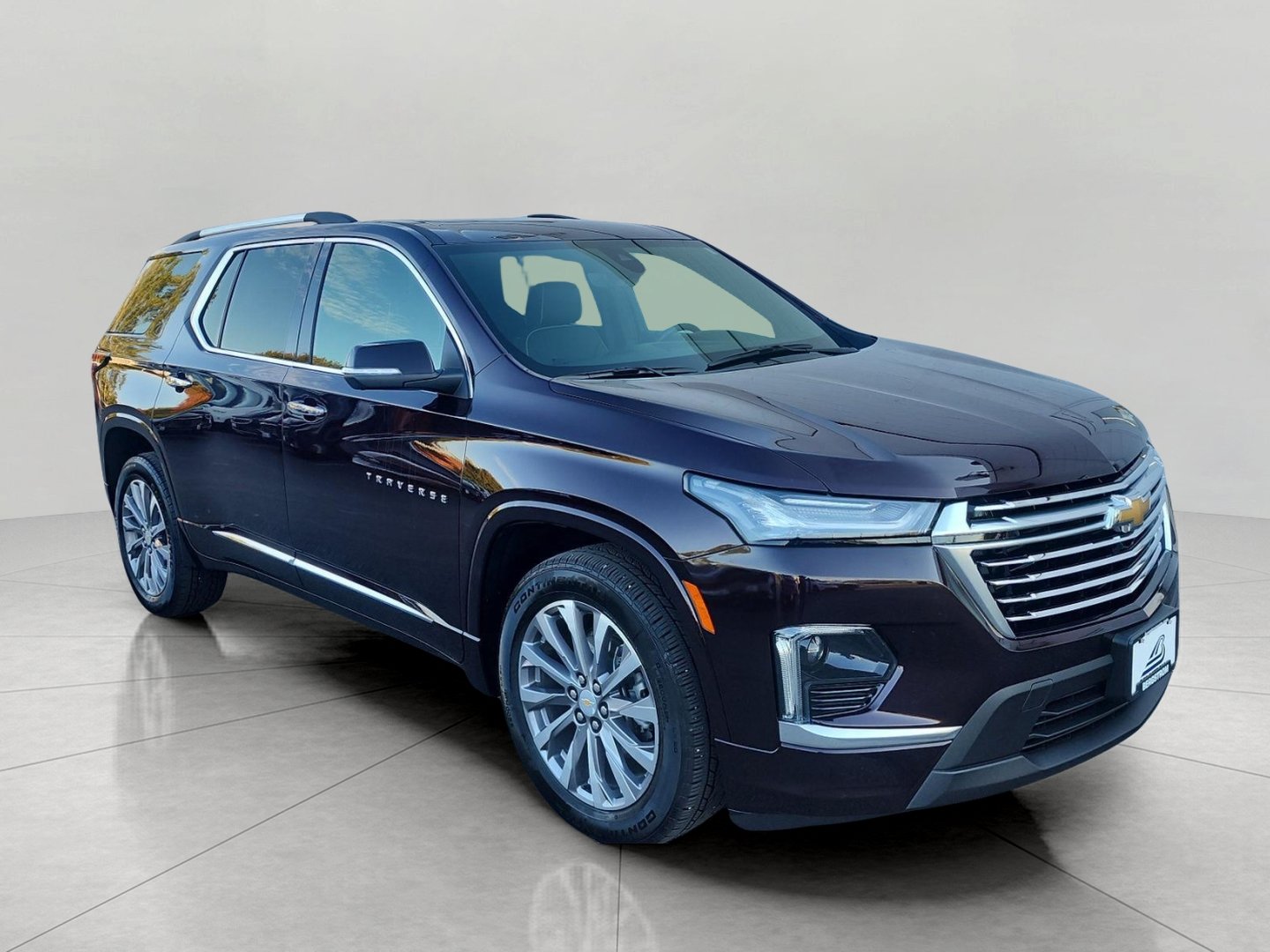Used 2023 Chevrolet Traverse Premier AWD/4WD image 1