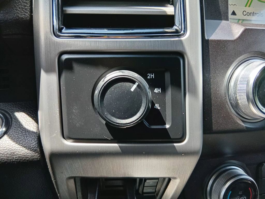 Certified 2019 Ford F250 Platinum AWD/4WD image 23