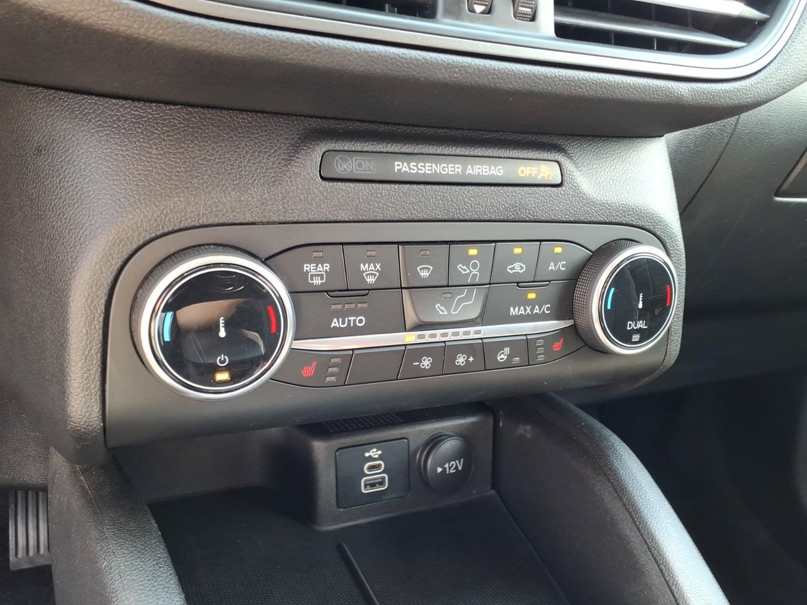 Certified 2024 Ford Escape Active AWD/4WD image 23