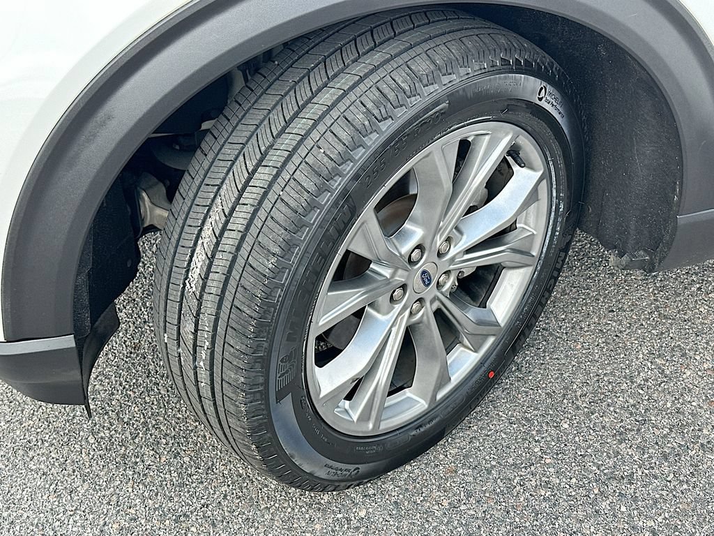 Certified 2020 Ford Explorer Limited RWD image 25