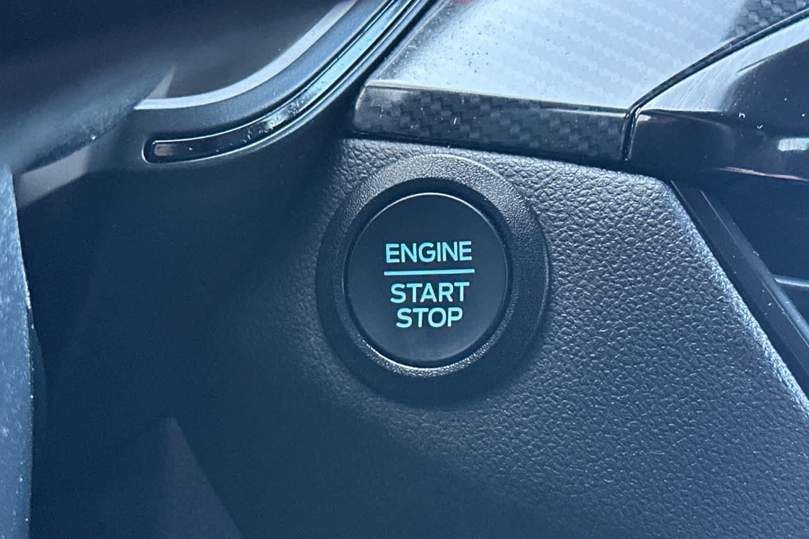 Certified 2024 Ford Escape ST-Line AWD/4WD image 22