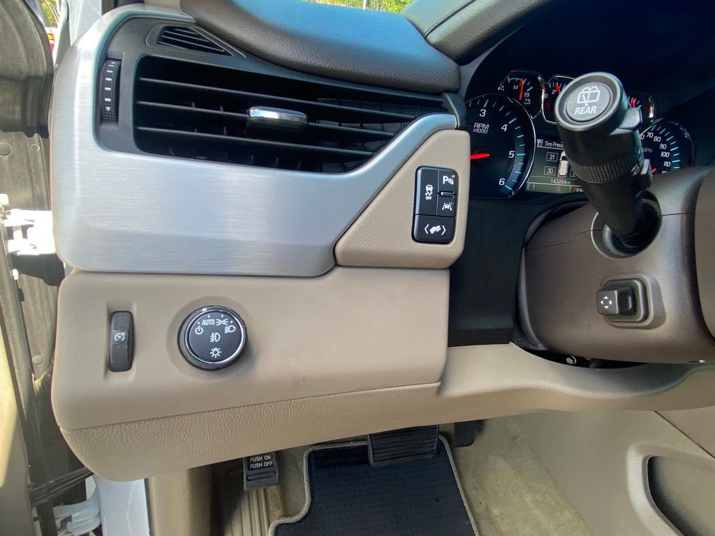 Used 2018 GMC Yukon SLT w/ Open Road Package RWD image 12